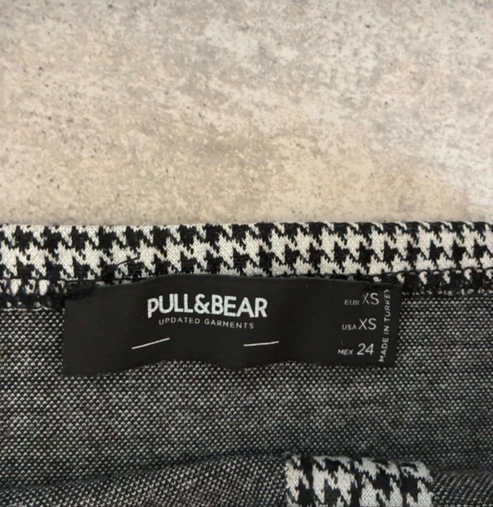Saia Pull&Bear preta e branca Tamanho PP – photo 5